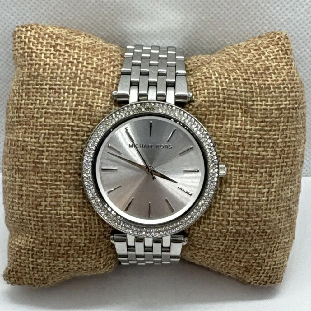 Michael Kors Darci MK3190 Womens Silver Stainless Steel Analog Dial Watch JNA388